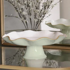 ENCANTO Carola Pedestal Cake Plate (Pistachio and White)