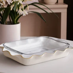 ENCANTO Carola Rectangle Casserole Holder (Cream and White)