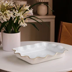 ENCANTO Carola Rectangle Casserole Holder (Cream and White)