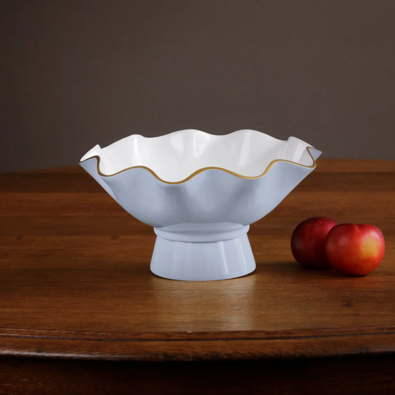 ENCANTO Carola Small Pedestal (Periwinkle and White)