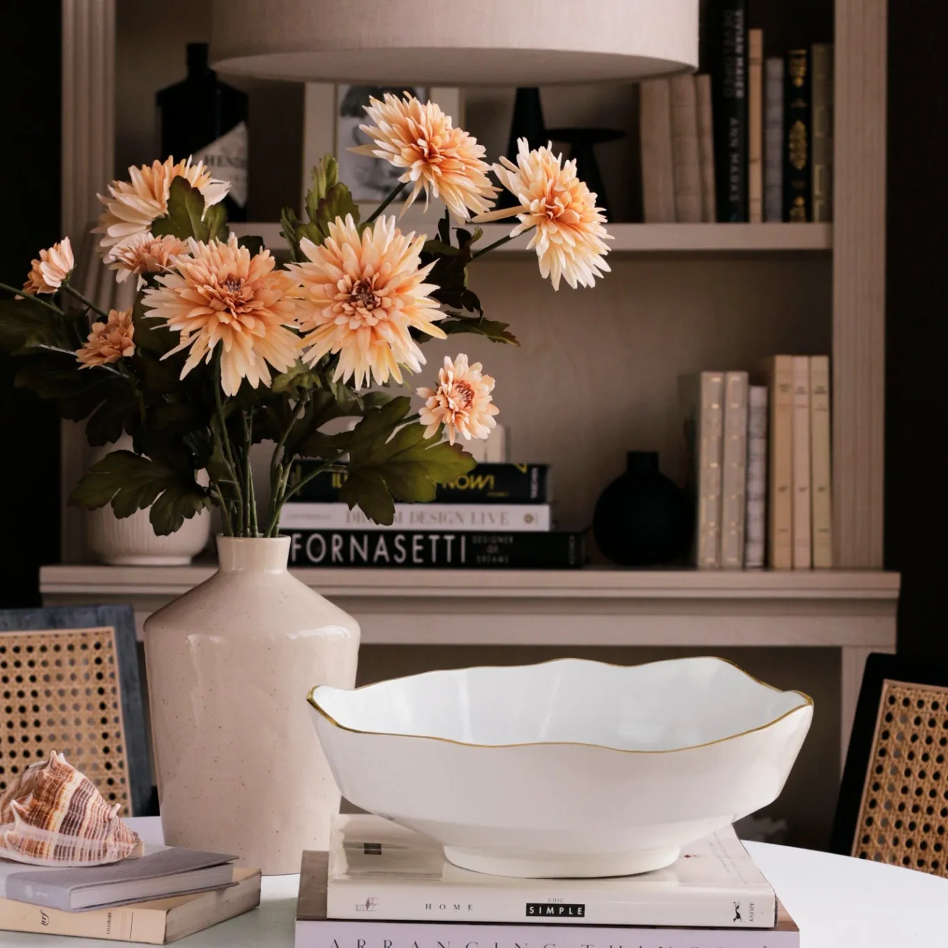 ENCANTO Dakota Medium Bowl (Cream and White)