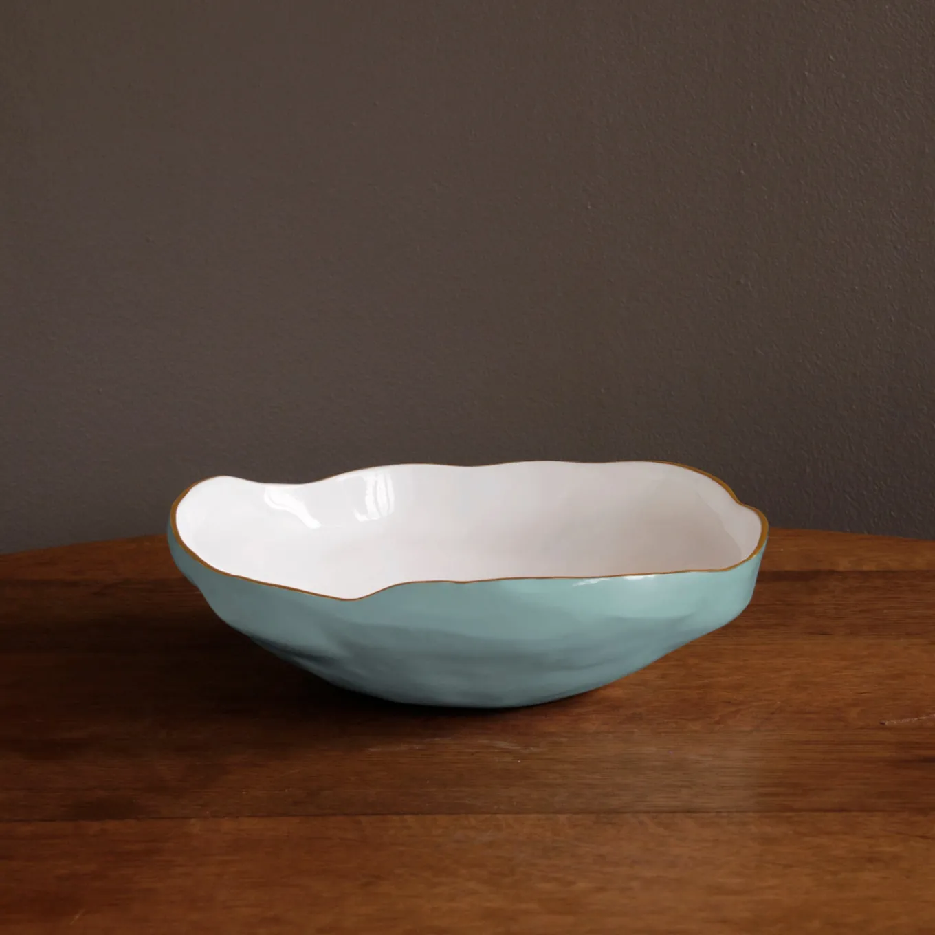 ENCANTO Nuevo Large Bowl (Turquoise and White)
