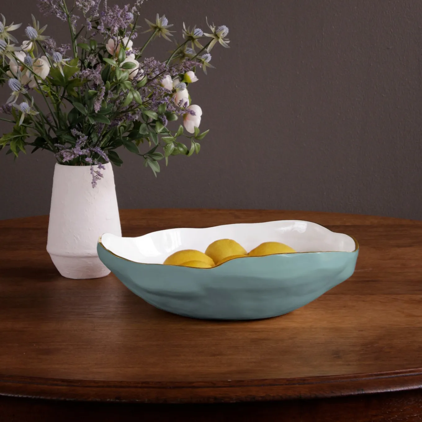 ENCANTO Nuevo Large Bowl (Turquoise and White)