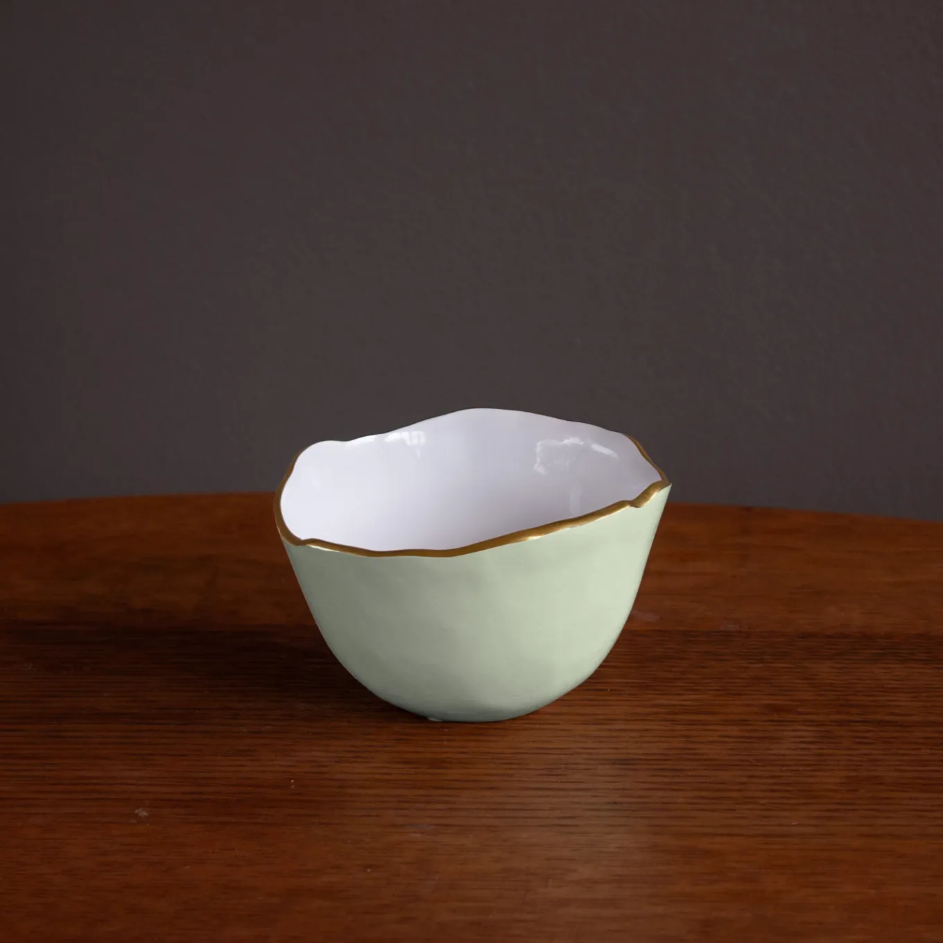 ENCANTO Osaka Small Bowl (Pistachio and White)
