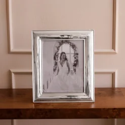 FRAME Charlotte 8 x 10