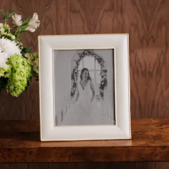 FRAME Encanto Charlotte 8 x 10 Cream