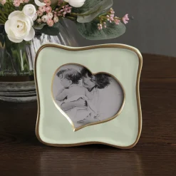 FRAME Encanto Curved Heart 5 x 5 (Pistachio)