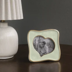 FRAME Encanto Curved Heart 5 x 5 (Pistachio)