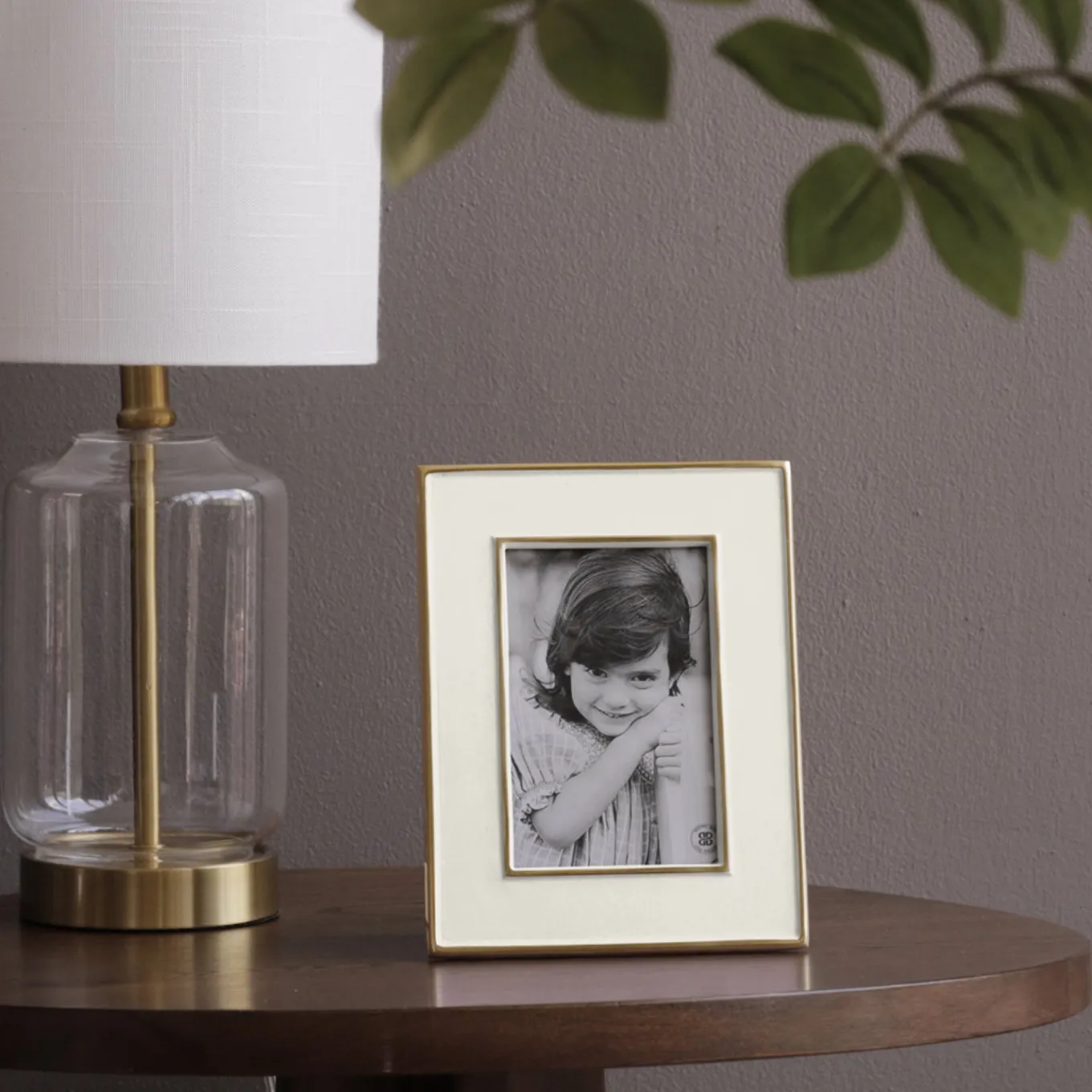 FRAME Encanto Jason 4 x 6 (Cream)