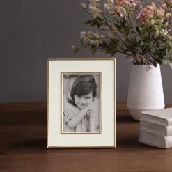 FRAME Encanto Jason 4 x 6 (Cream)