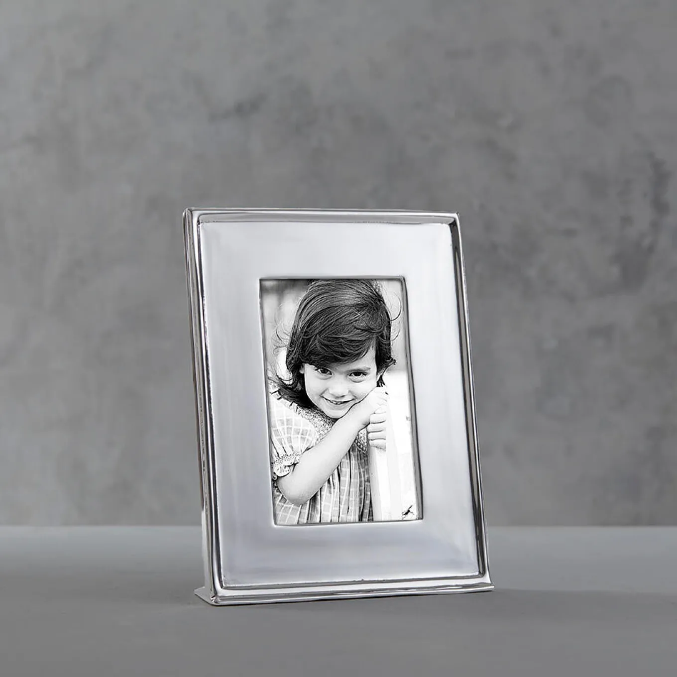 FRAME Jason 5 x 7 Vertical Frame