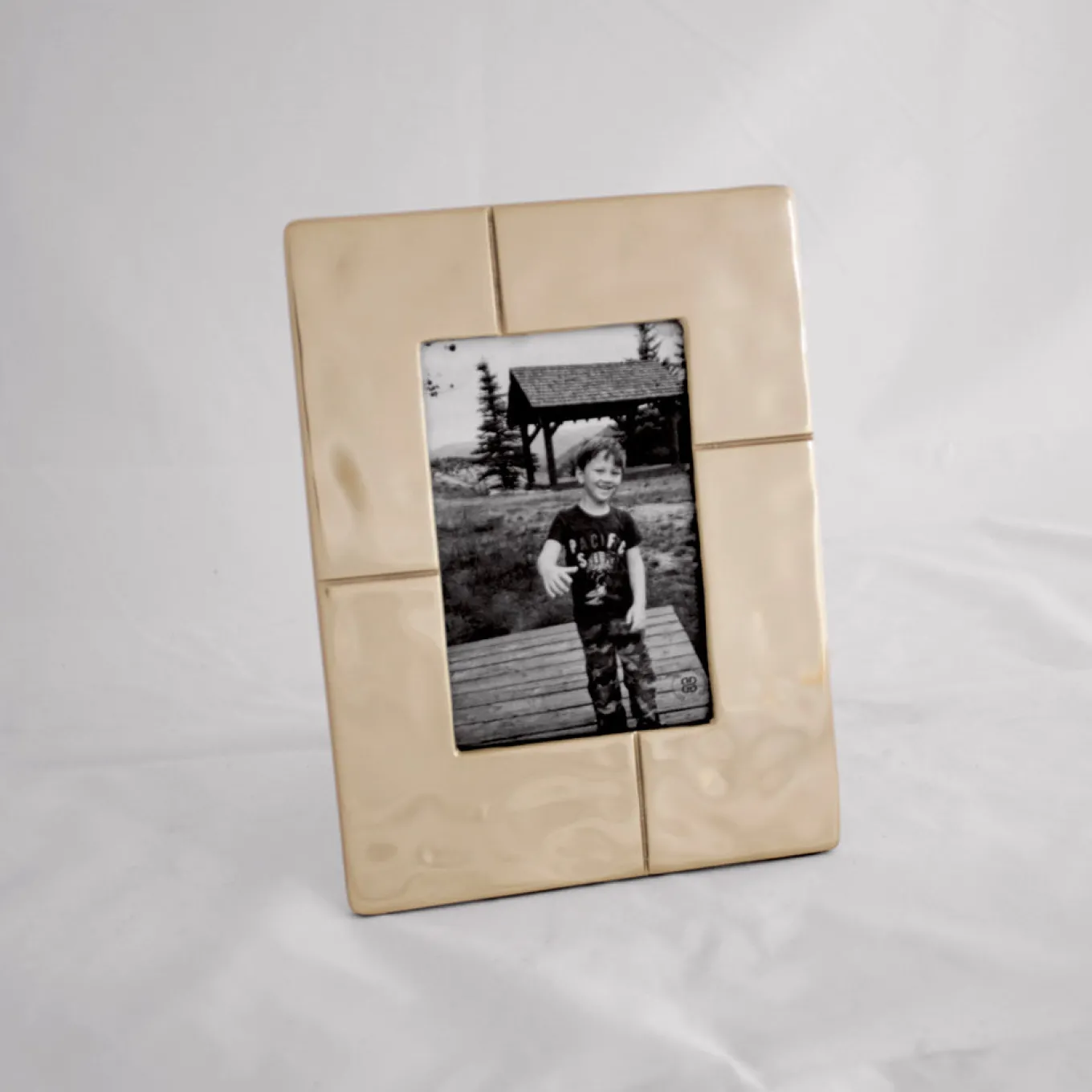 FRAME Sierra Modern Asimetric 4 x 6 Vertical (Gold)