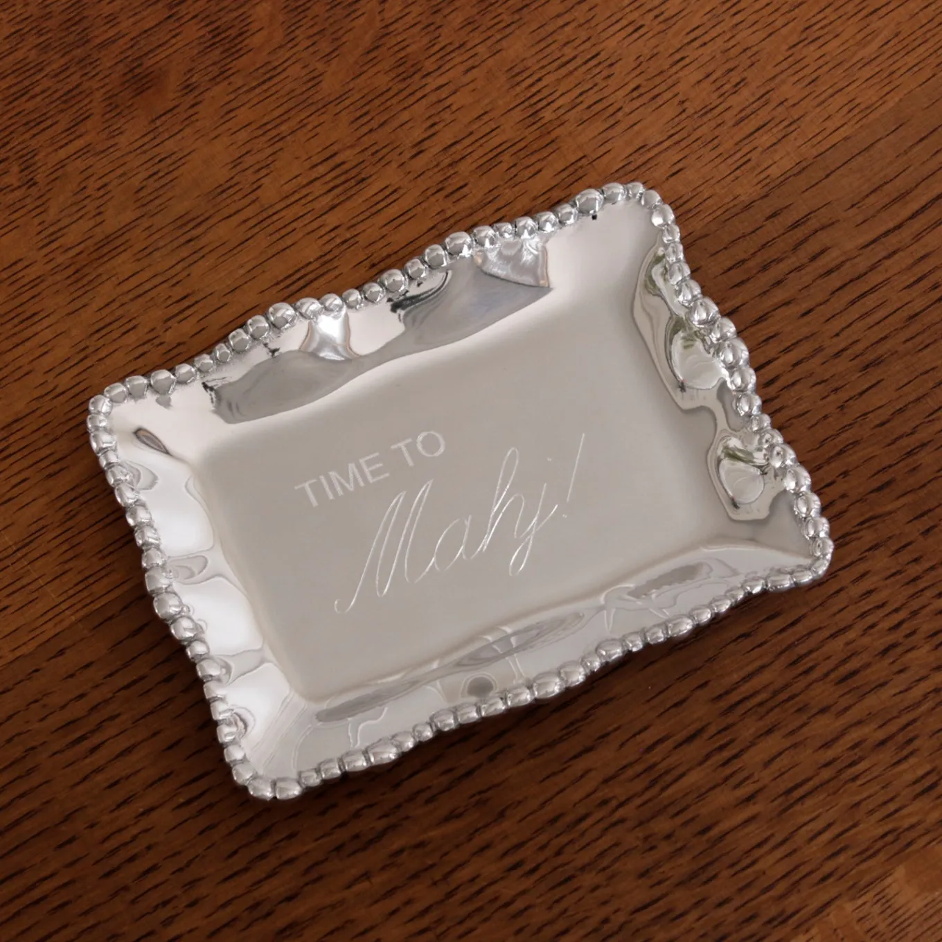 GIFTABLES Organic Pearl Rectangular Engraved Tray "Time to Mahj!"