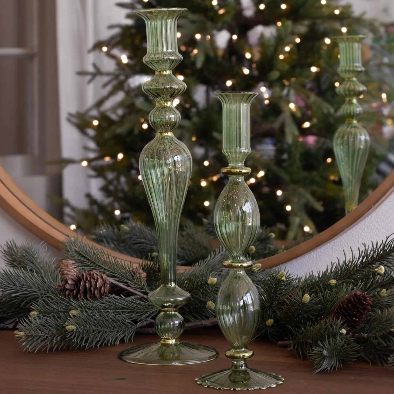 GLASS Cambridge Josephine 13.5" Candleholder set of 2 (Green and Gold)