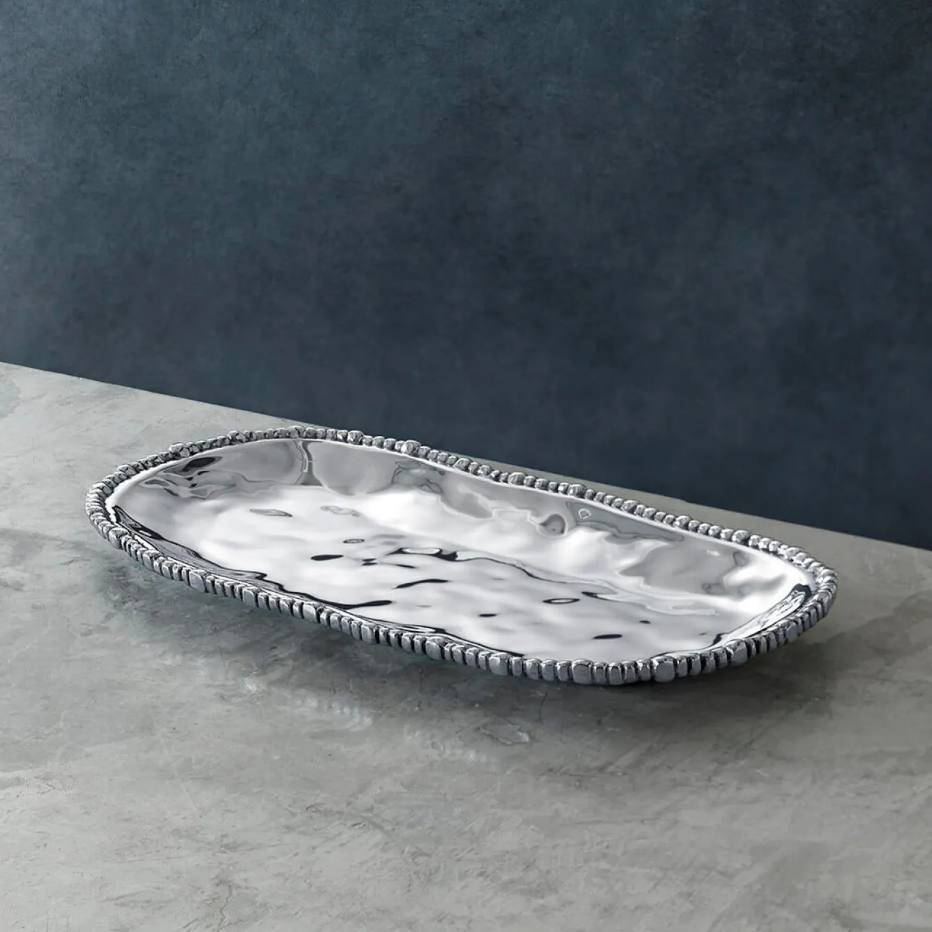 ORGANIC PEARL Nova Small Oval Platter