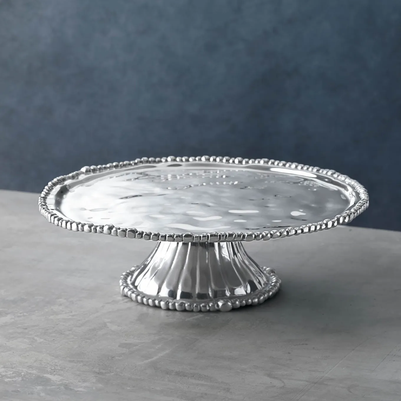 PEDESTAL Organic Pearl Nova Round Platter