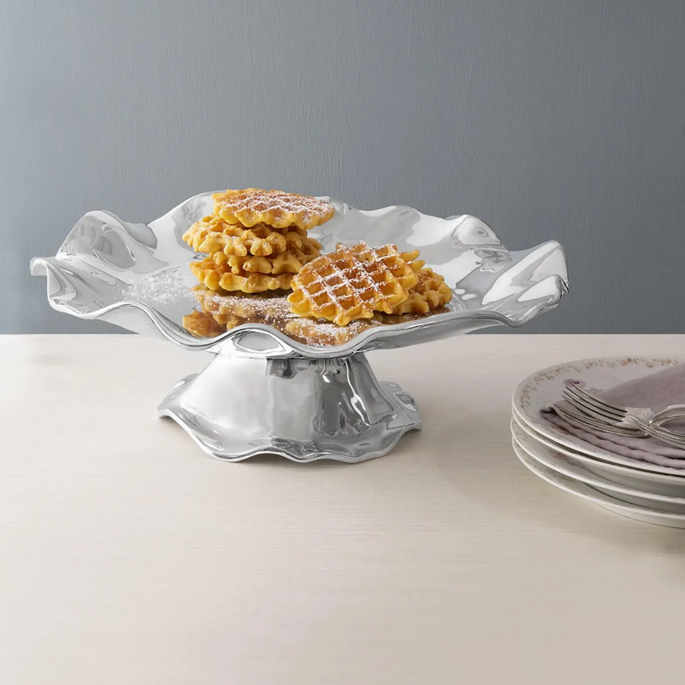 PEDESTAL Vento Olanes Cake Plate