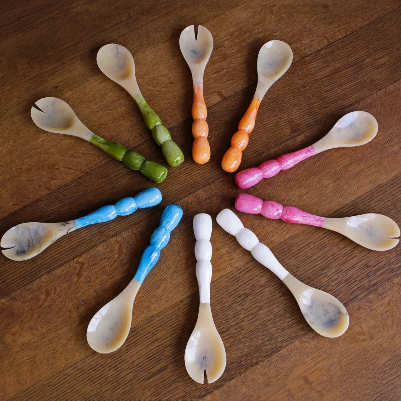 RESIN Rio Bubble Salad Servers (Blue)