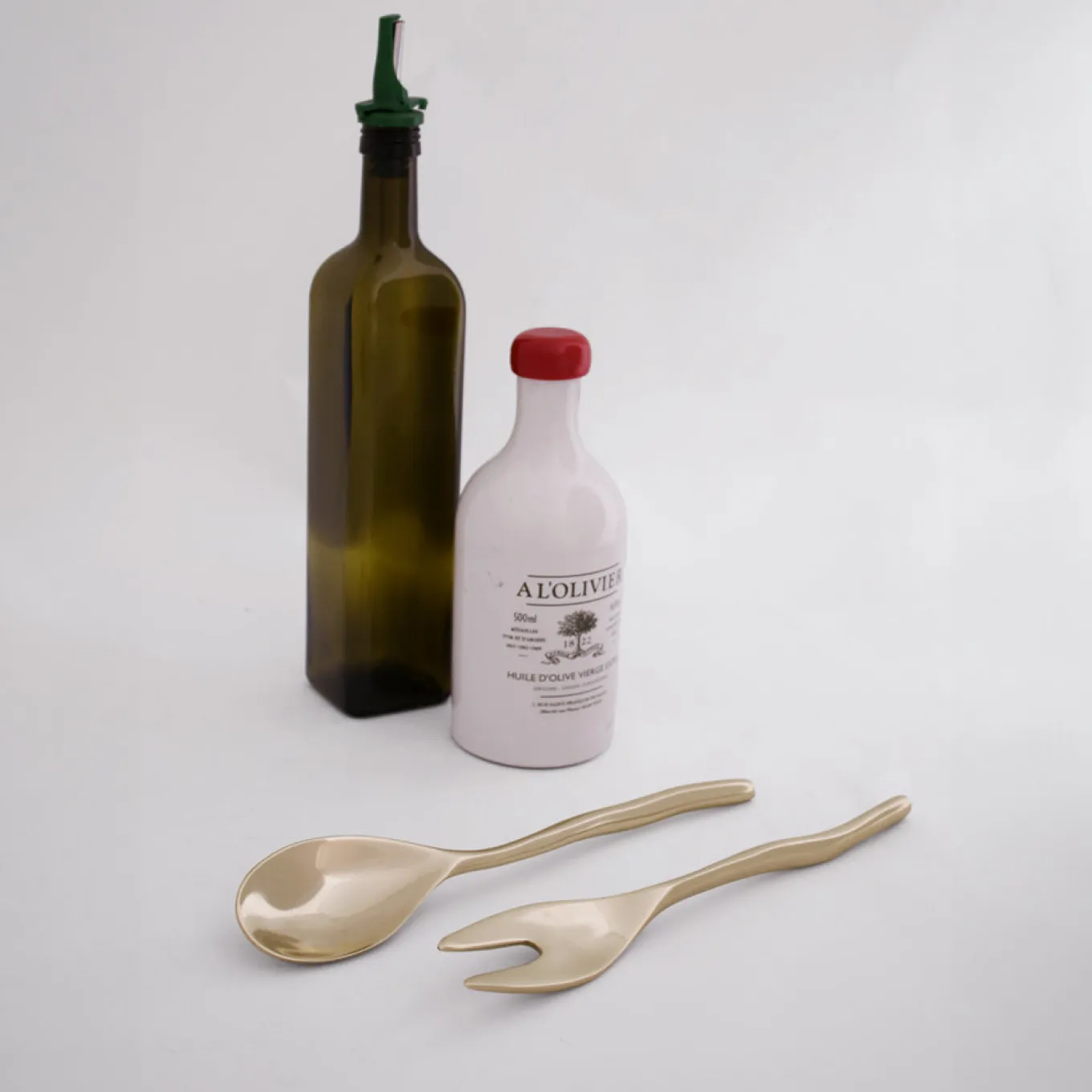 SIERRA MODERN Maia Small Salad Servers (Shiny Gold)