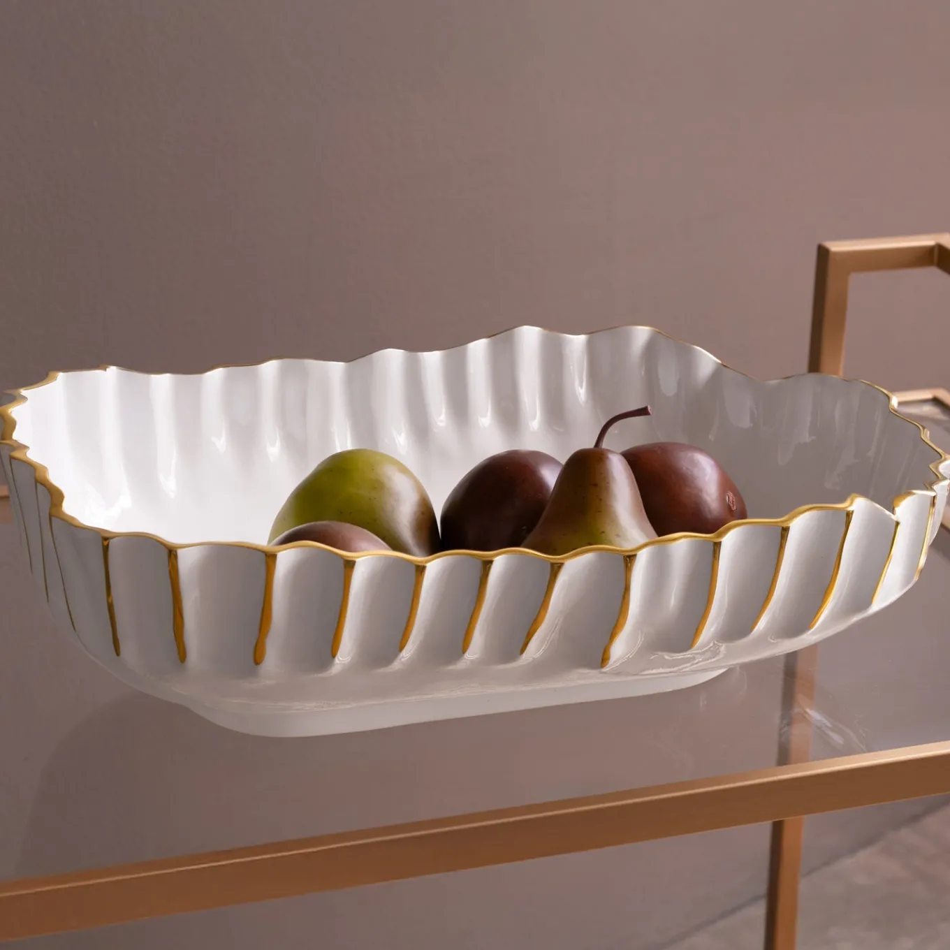 THANNI Mystic Large Oval Bowl (White and Gold)