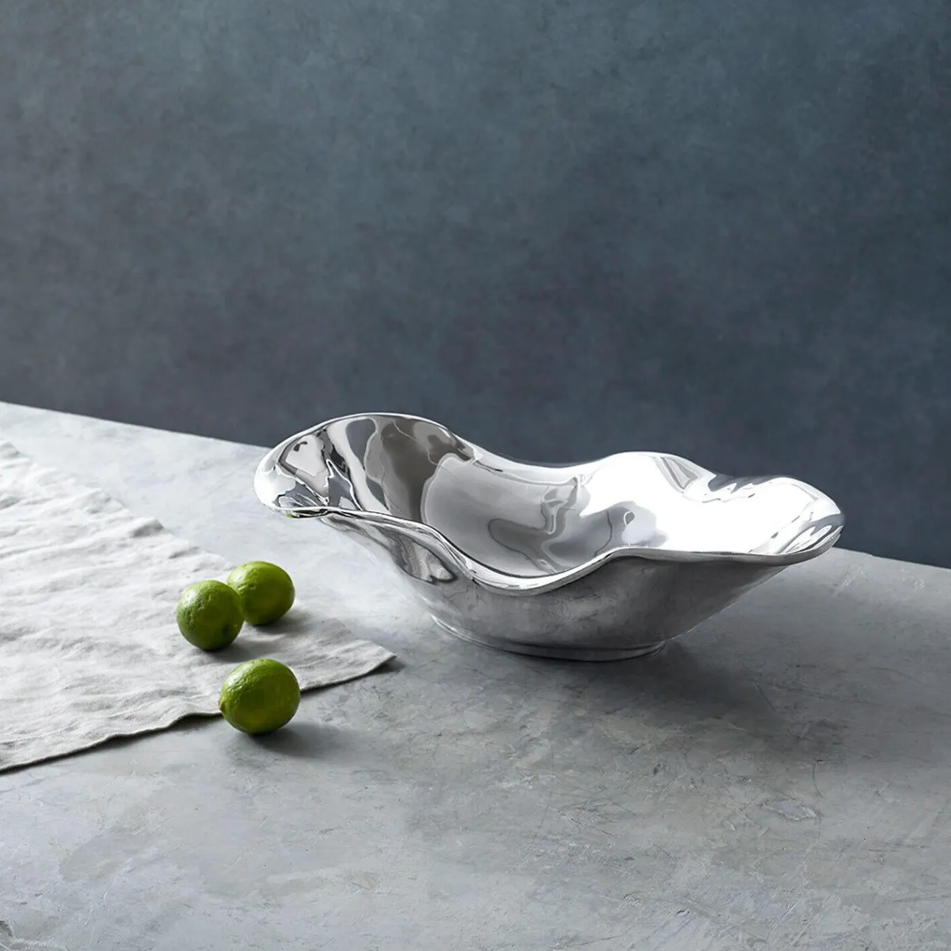 VENTO Medium Oval Bowl