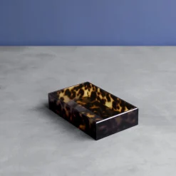 VIDA Acrylic Tortoise Guest Towel Holder