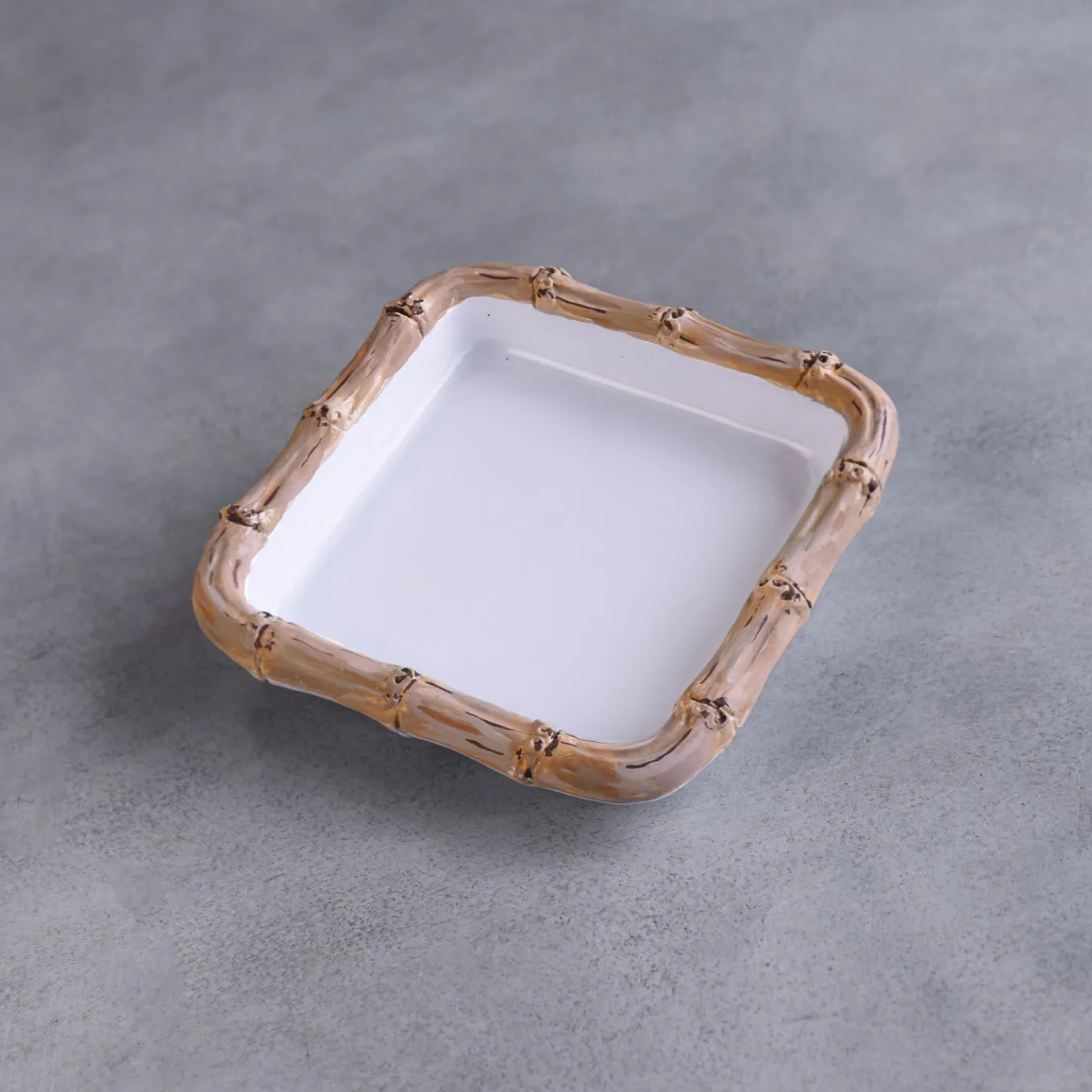 VIDA Bamboo Beverage Napkin Holder (White and Natural)