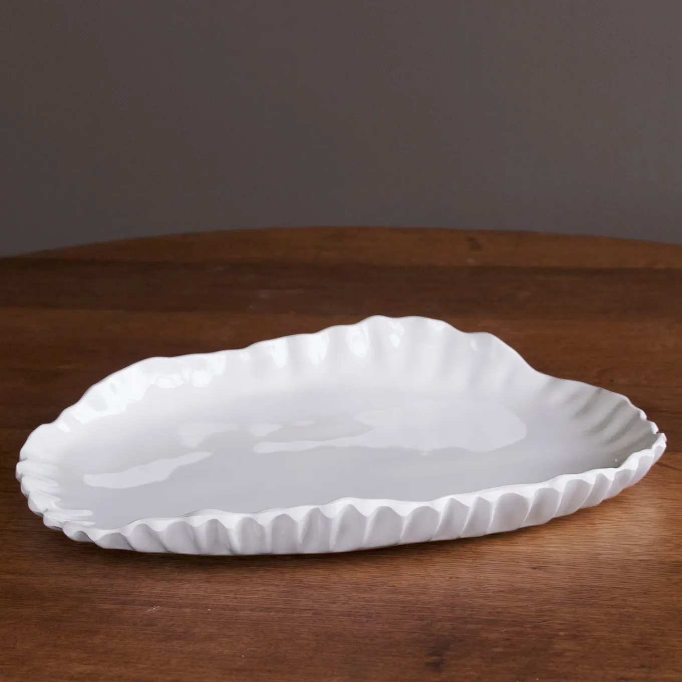 VIDA Bloom Pinched Large Oval Platter (White)