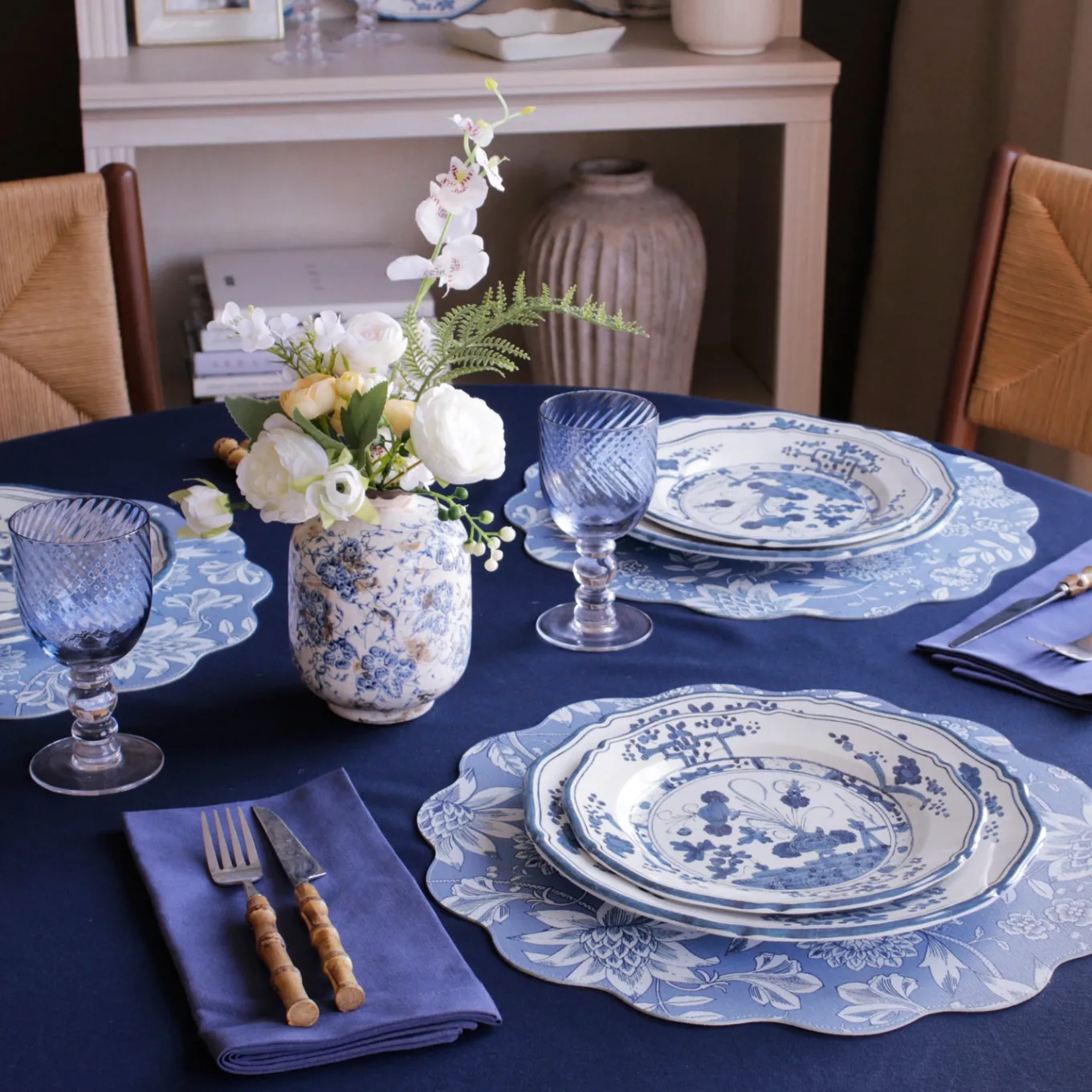 VIDA Faenza 11" Dinner Plate Set of 4 White and Blue