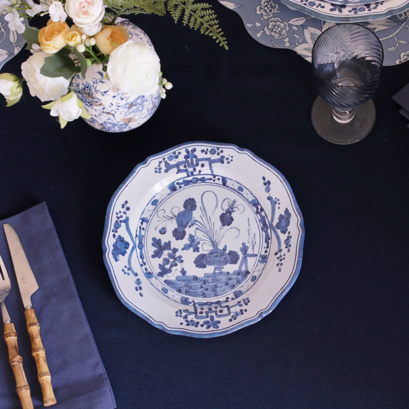 VIDA Faenza 9" Salad Plate Set of 4 White and Blue