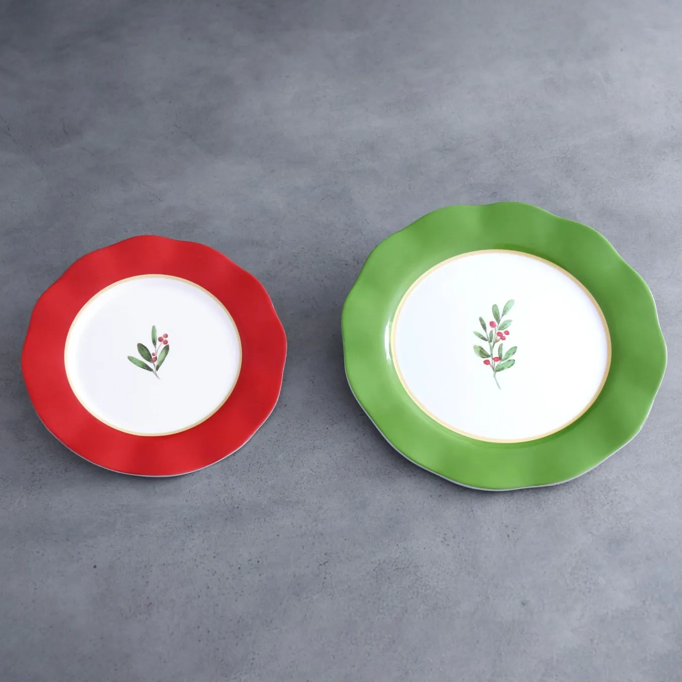 VIDA Holly 11" Dinner Plate Set of 4 (Green and White)