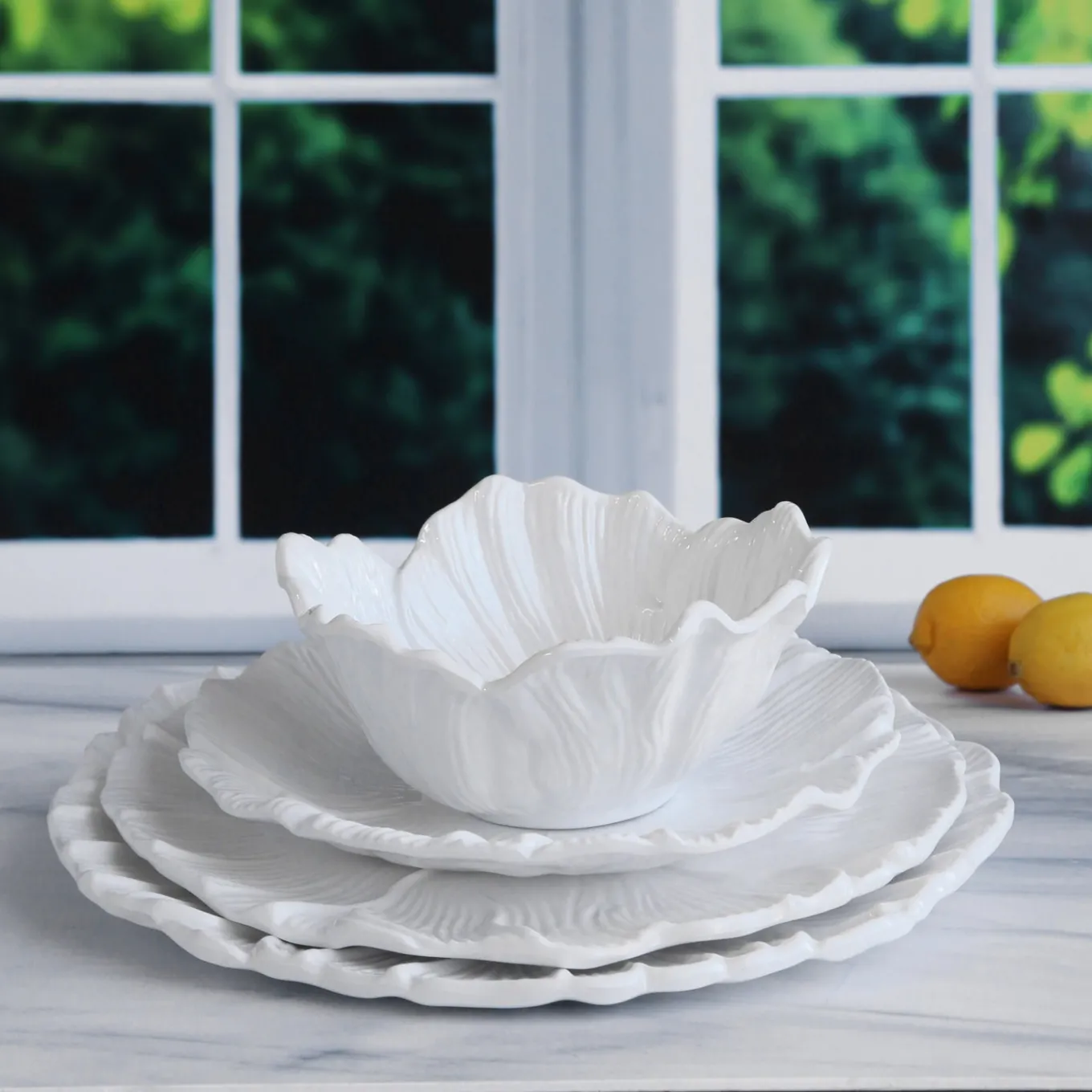 VIDA Lettuce 13" Charger Set of 4 (White)