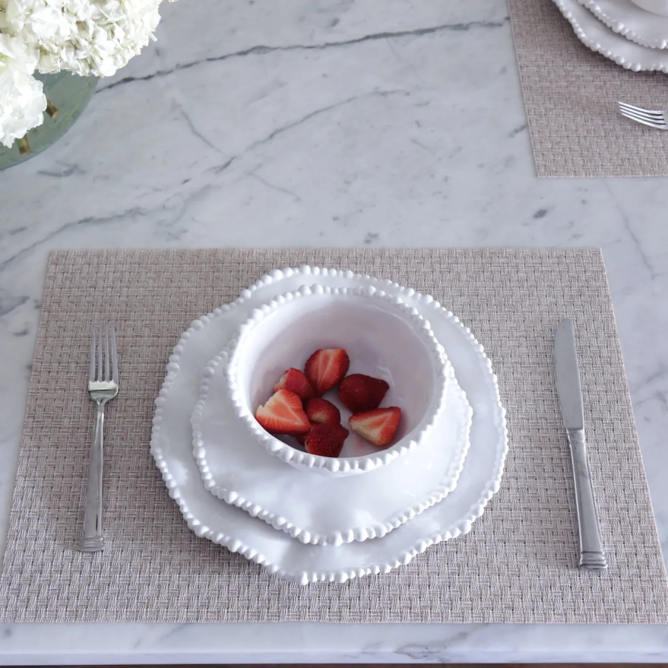 VIDA Rectangular Woven Placemats Set of 4 (Rattan)