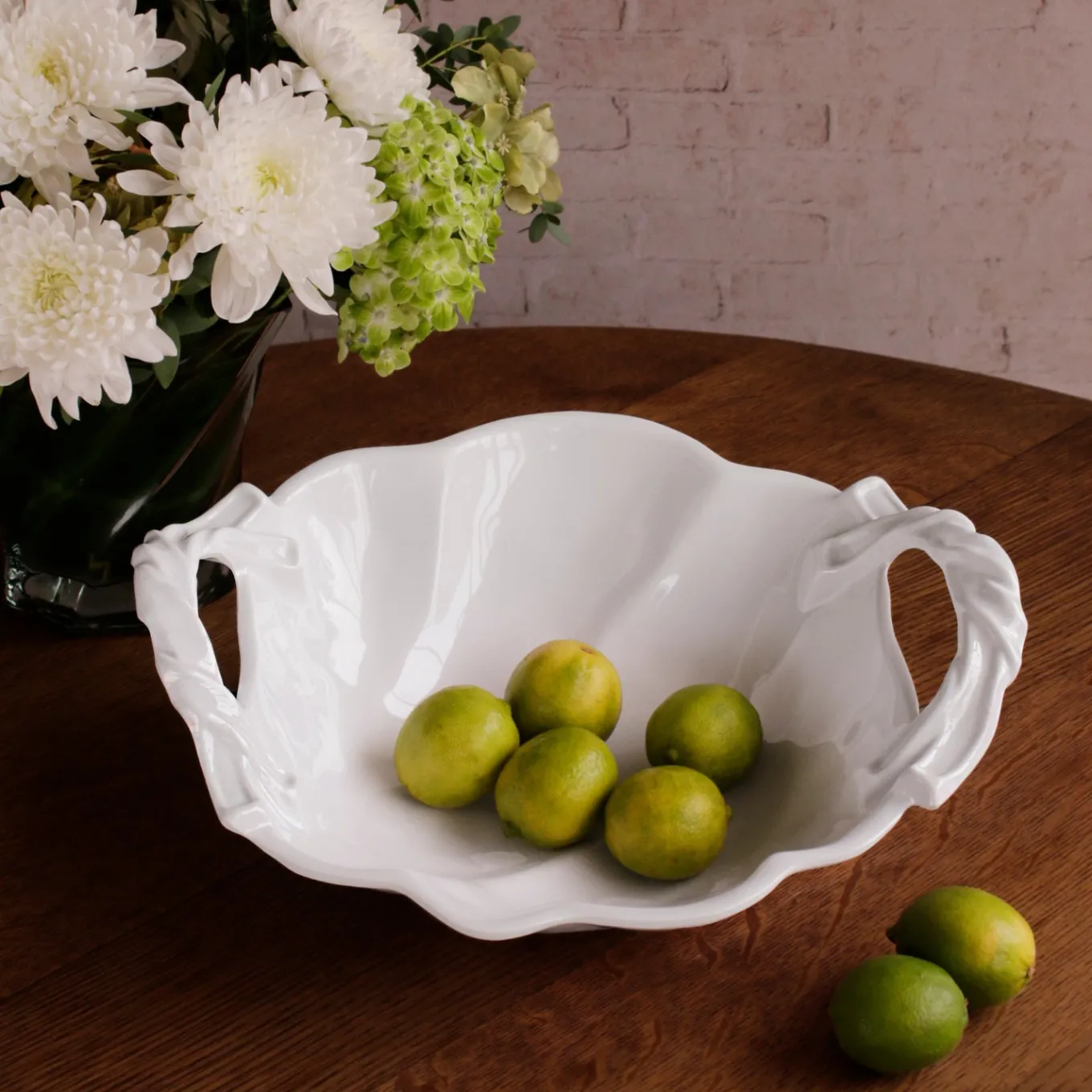 VIDA Sasha Round Large Bowl with Handles White