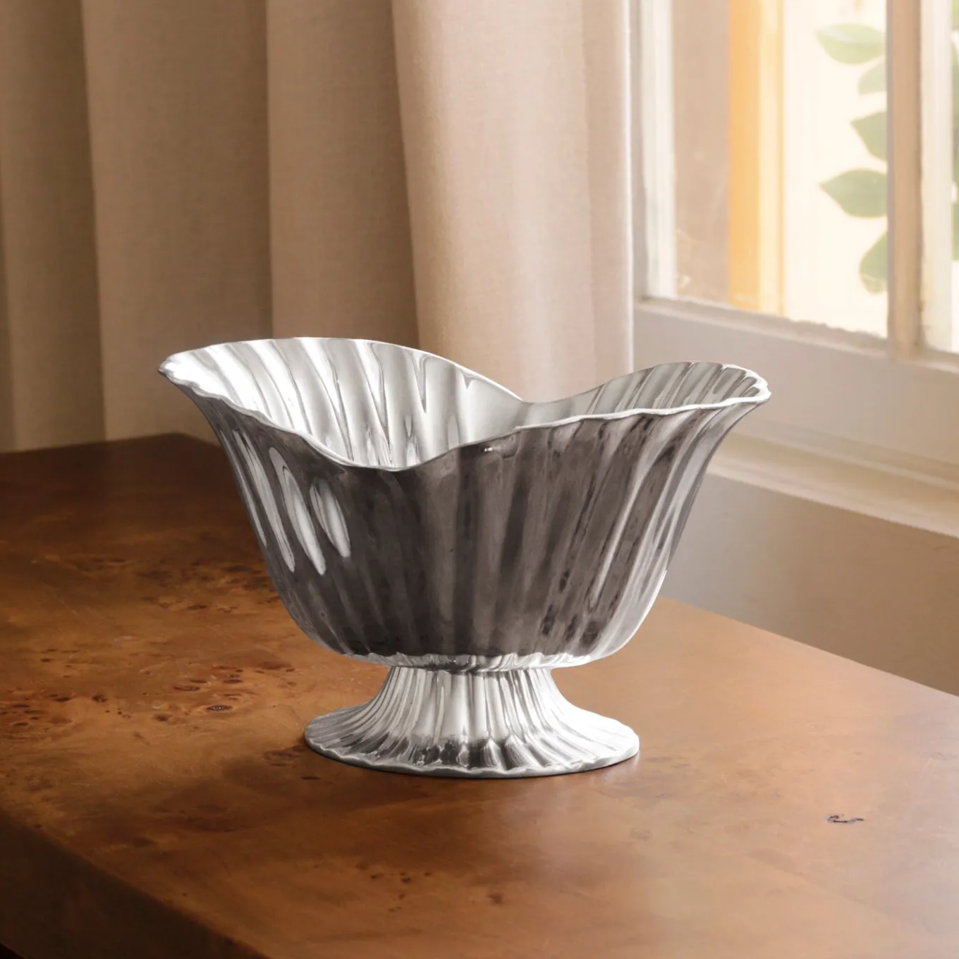 VINTAGE Vienna Medium Grissini Pedestal