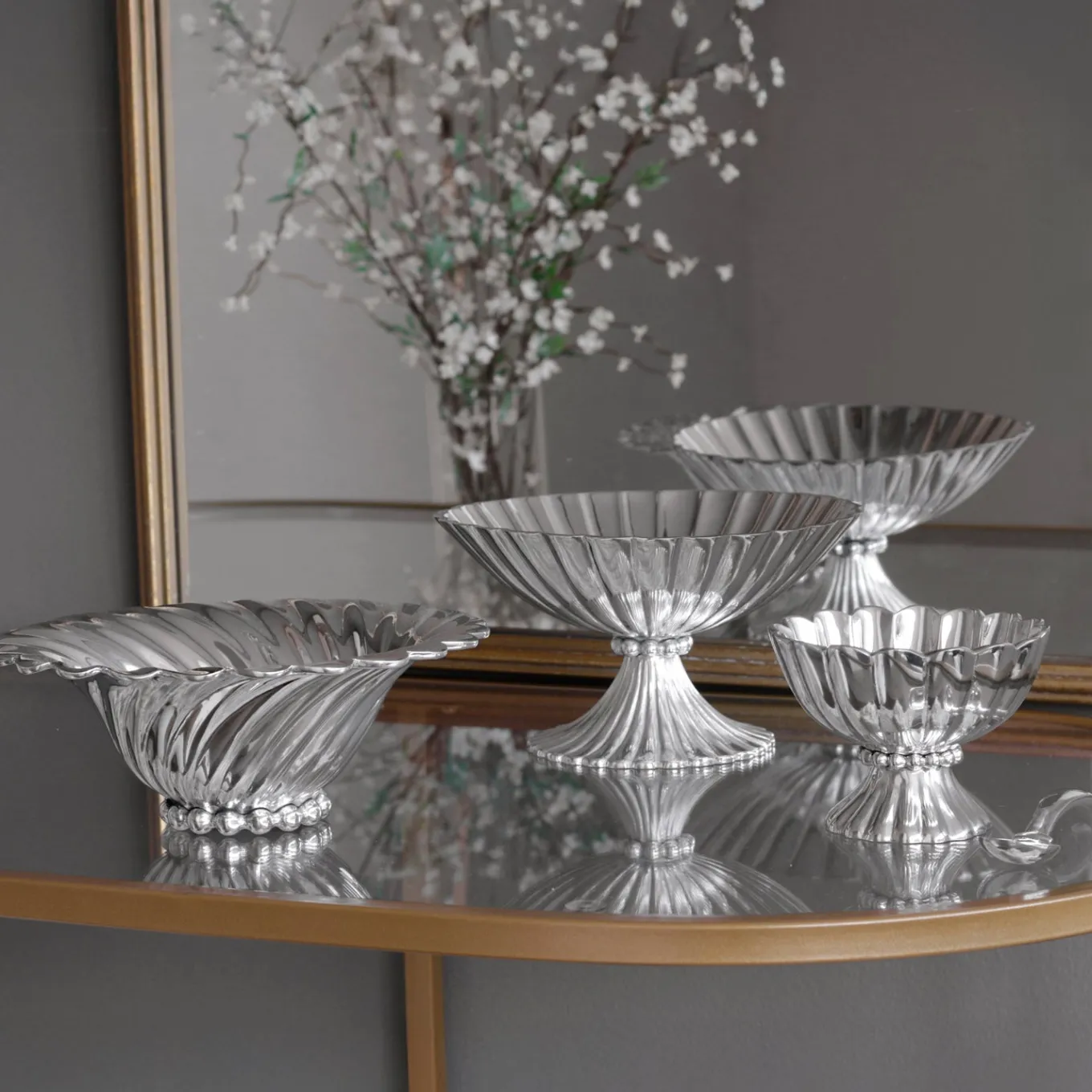 VINTAGE Vienna Small Pedestal